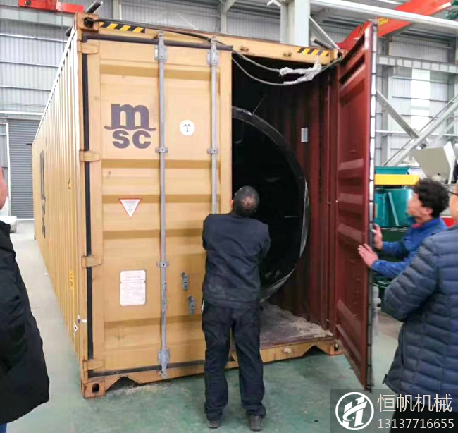 搶占有機肥設備出口新藍海 恒帆機械成功登陸芬蘭(圖3) 有機肥設備裝箱封閉